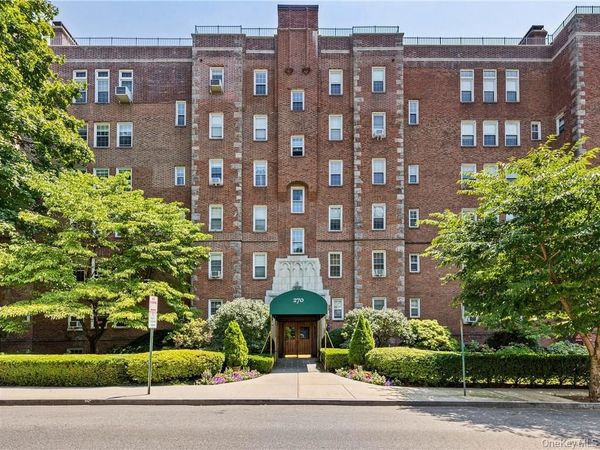 270 Bronxville Road, Unit B43, Bronxville, NY 10708