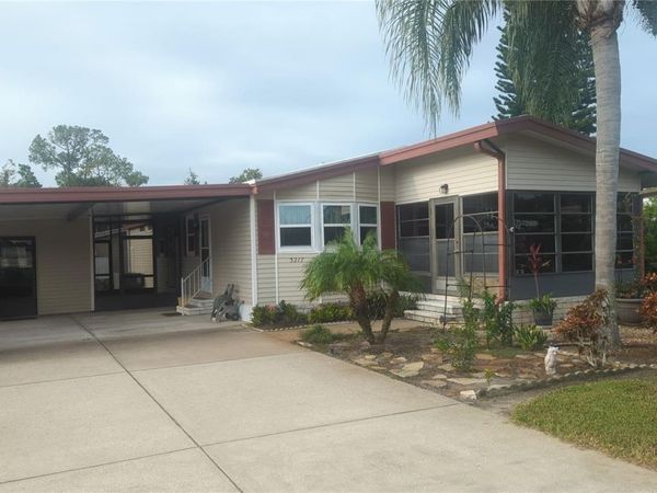 3217 RAINBOW ROAD, TAVARES, FL 32778