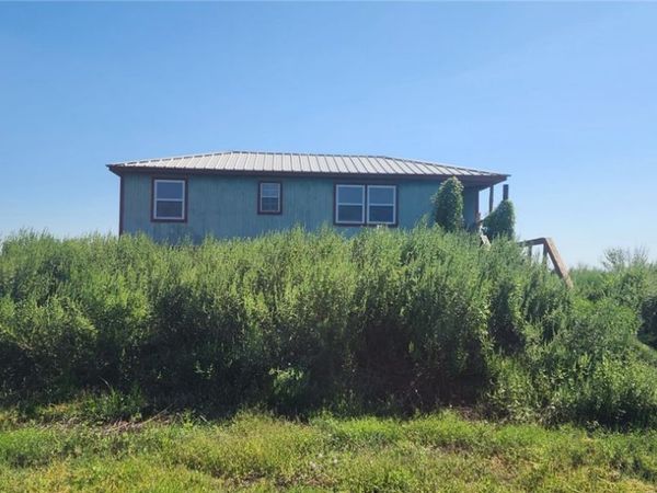 410 Guadalupe River Drive, Tivoli, TX 77990
