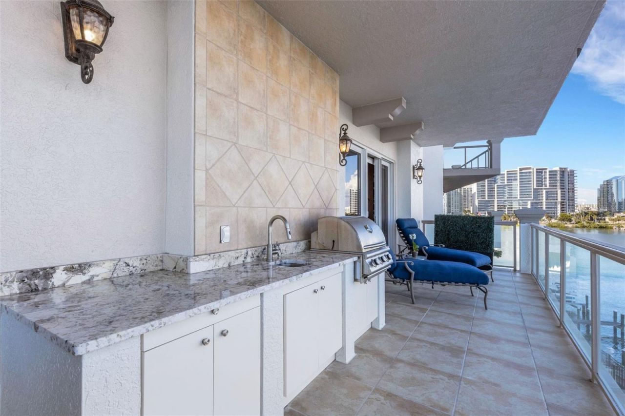 464 Golden Gate Point, Unit 403, Sarasota, FL 34236 Photo