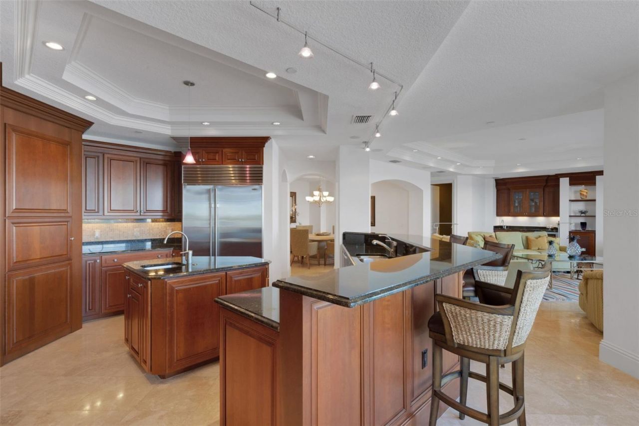 464 Golden Gate Point, Unit 403, Sarasota, FL 34236 Photo