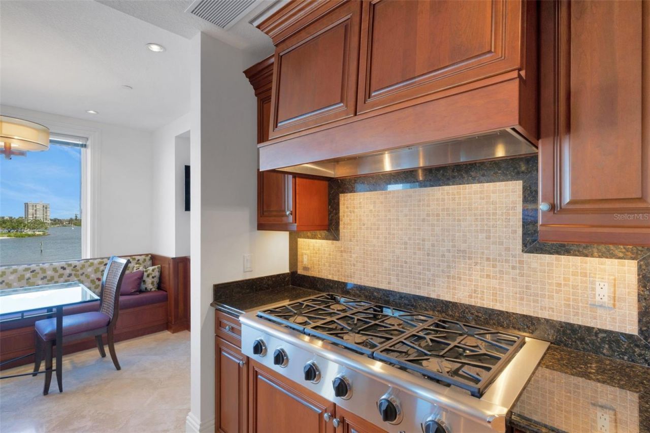 464 Golden Gate Point, Unit 403, Sarasota, FL 34236 Photo