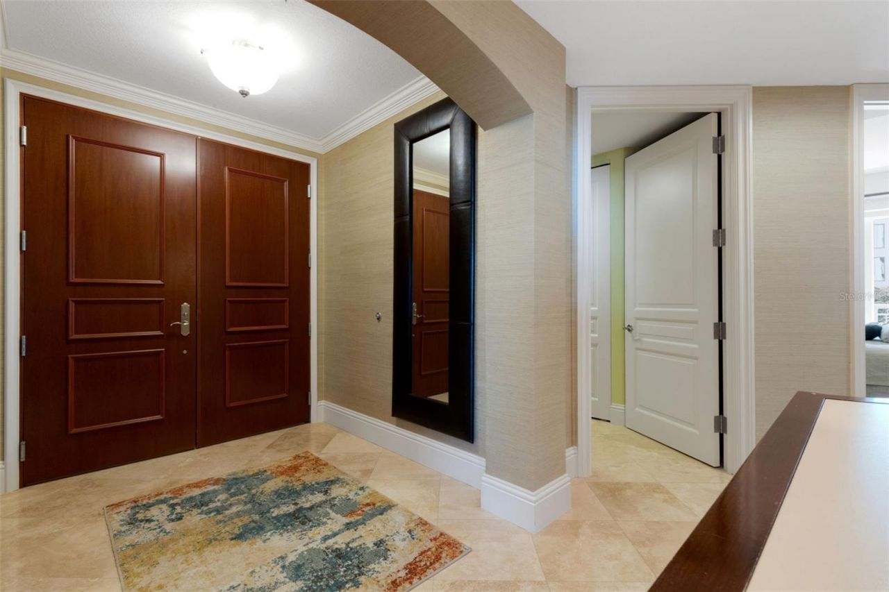 464 Golden Gate Point, Unit 403, Sarasota, FL 34236 Photo