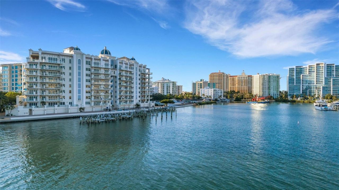 464 Golden Gate Point, Unit 403, Sarasota, FL 34236 Photo