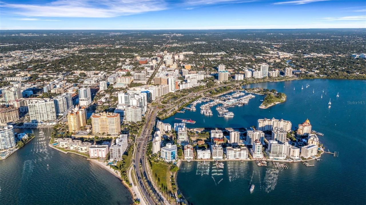 464 Golden Gate Point, Unit 403, Sarasota, FL 34236 Photo