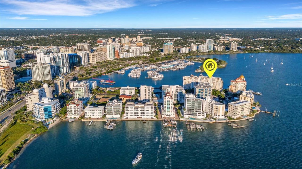 464 Golden Gate Point, Unit 403, Sarasota, FL 34236 Photo