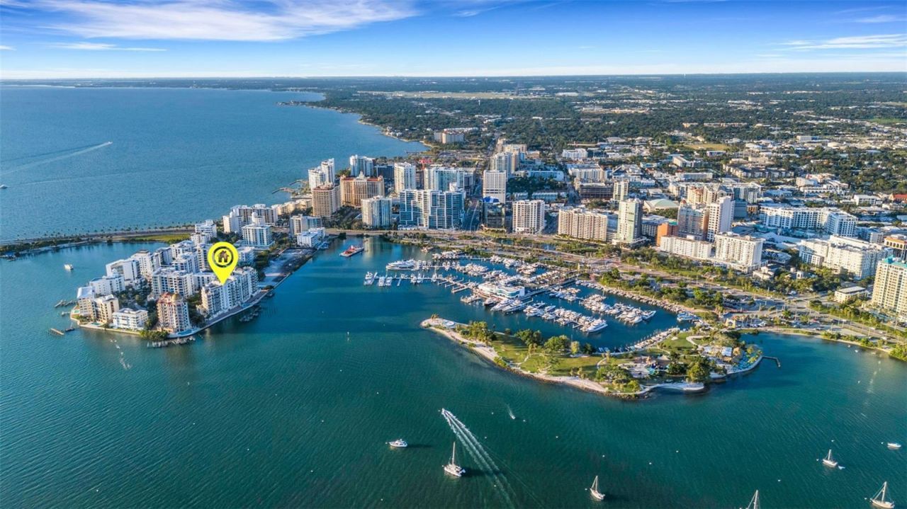 464 Golden Gate Point, Unit 403, Sarasota, FL 34236 Photo