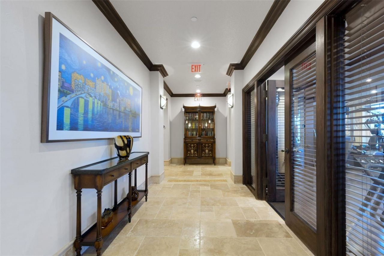 464 Golden Gate Point, Unit 403, Sarasota, FL 34236 Photo