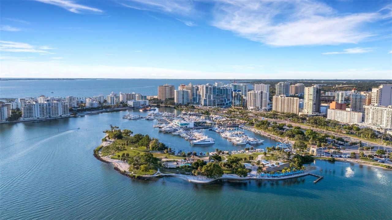 464 Golden Gate Point, Unit 403, Sarasota, FL 34236 Photo