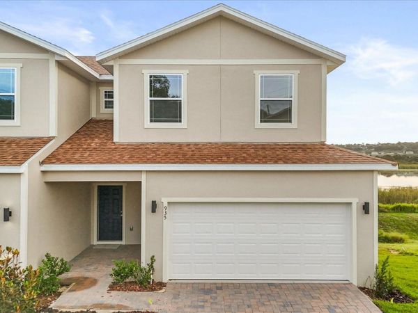 935 LAKEFRONT VILLAGE DRIVE, CLERMONT, FL 34711