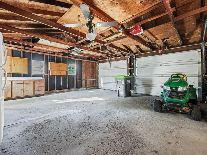 10666 Wilma Avenue NE, Alliance, OH 44601 Photo 22