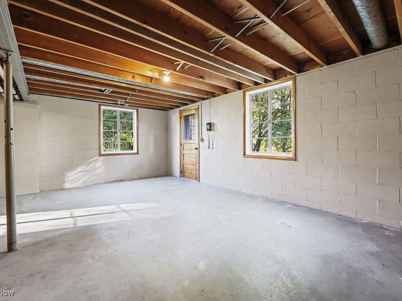 10666 Wilma Avenue NE, Alliance, OH 44601 Photo 23