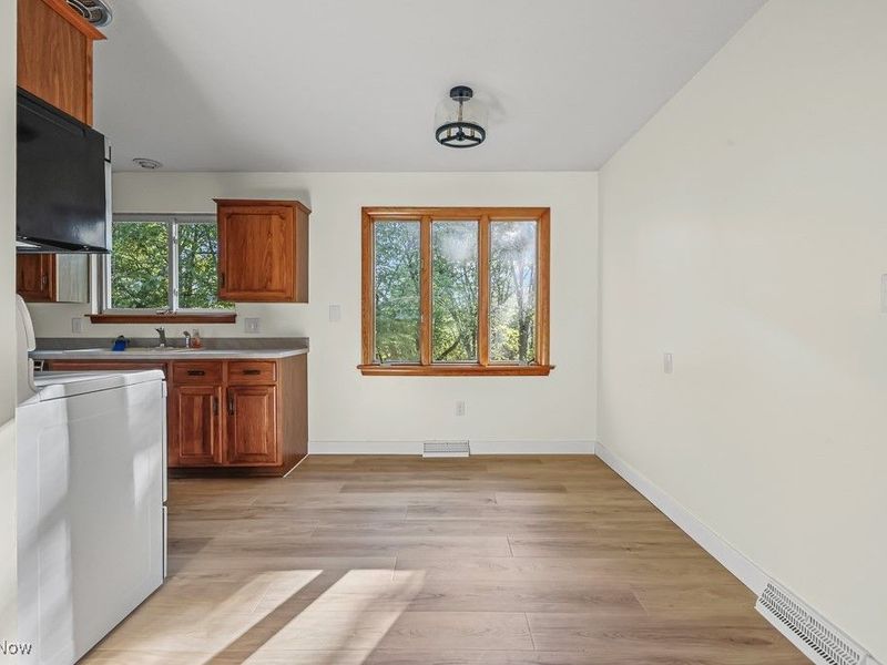 10666 Wilma Avenue NE, Alliance, OH 44601 Photo 6