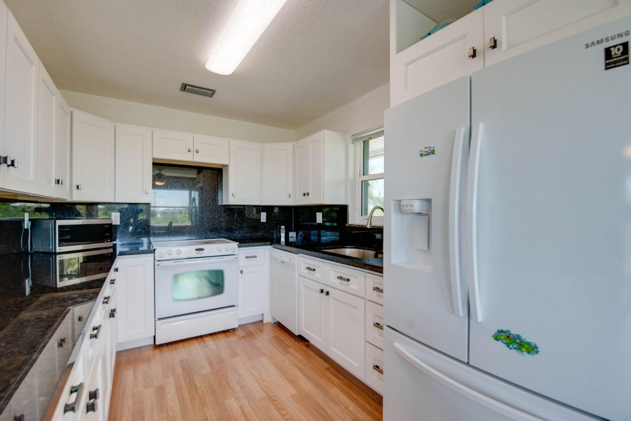 251 Pelican Lane, Big Pine Key, FL 33043 Photo