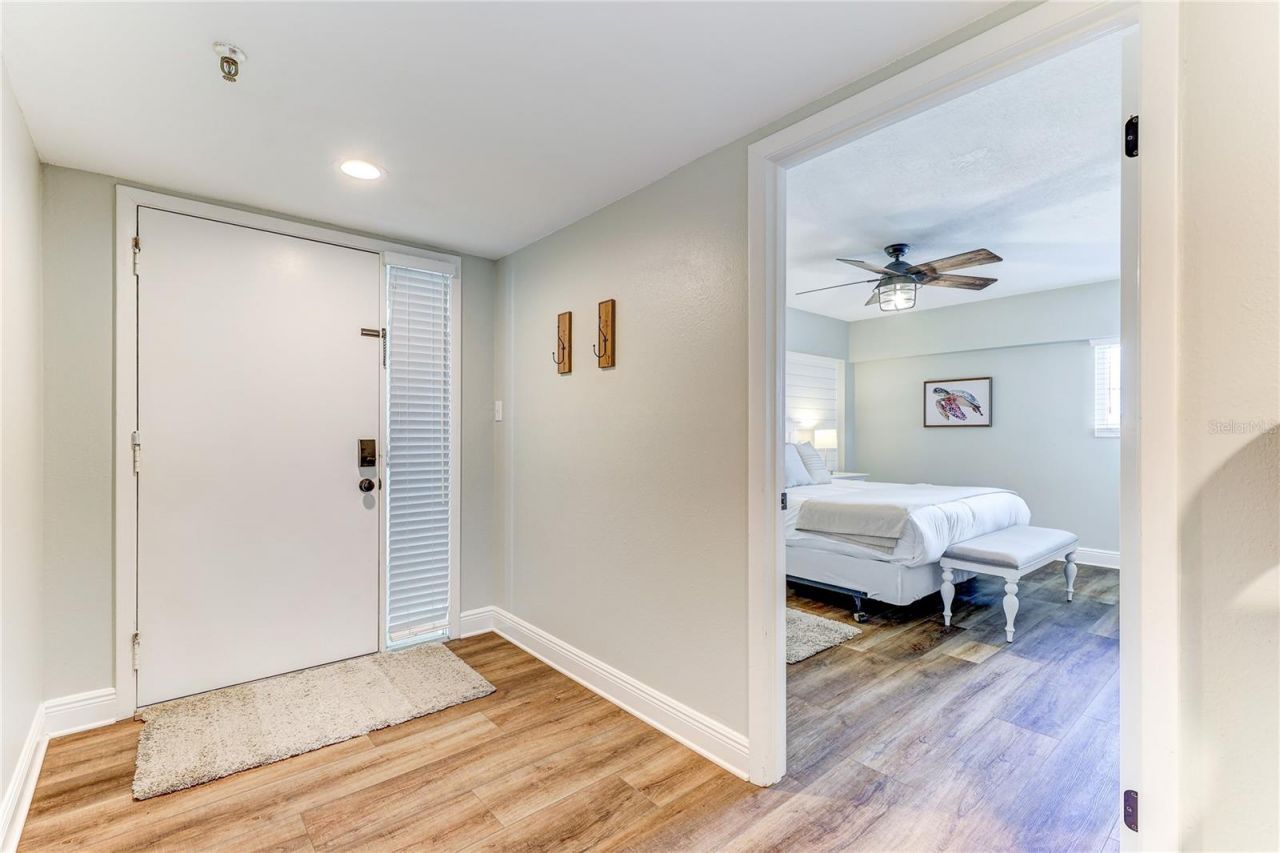 16332 Gulf Boulevard, Unit 1C, Redington Beach, FL 33708 Photo