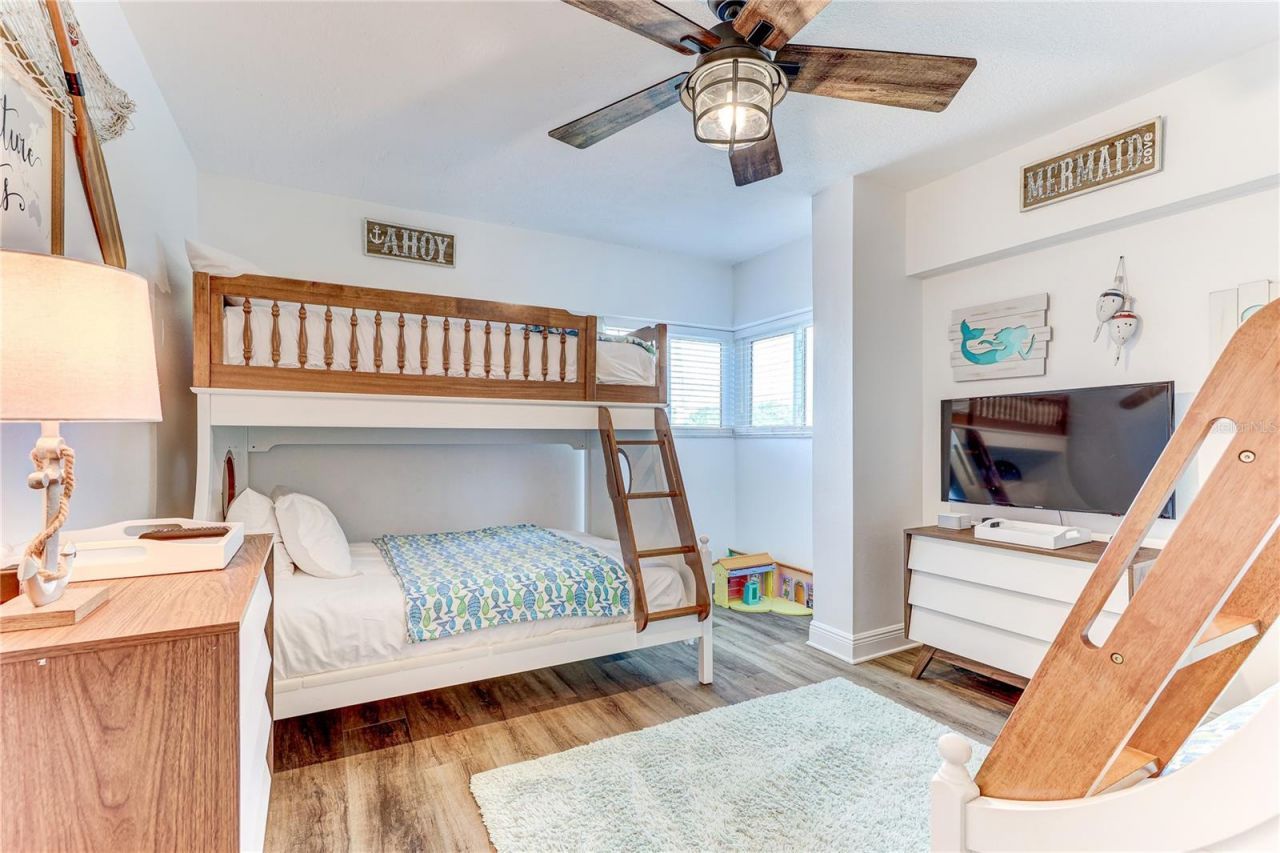 16332 Gulf Boulevard, Unit 1C, Redington Beach, FL 33708 Photo