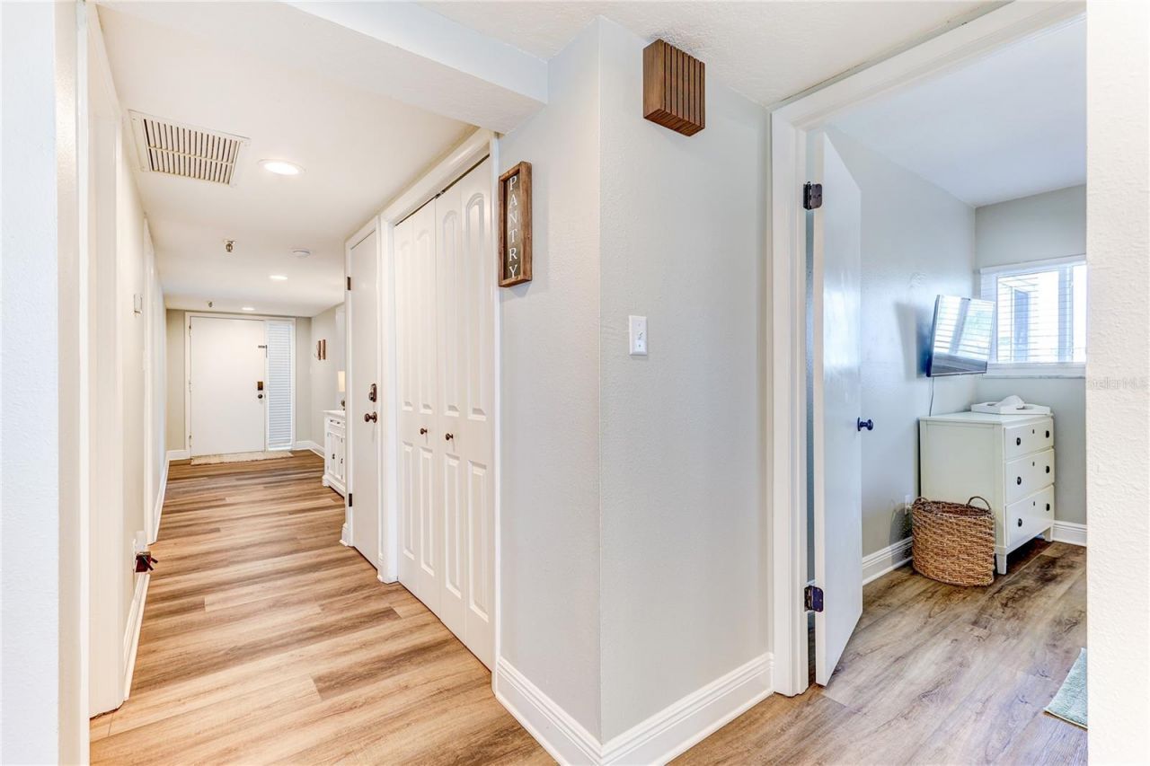 16332 Gulf Boulevard, Unit 1C, Redington Beach, FL 33708 Photo