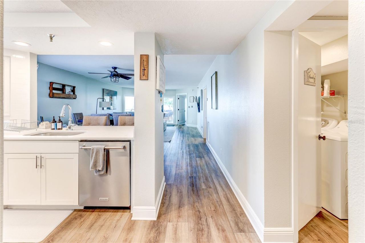 16332 Gulf Boulevard, Unit 1C, Redington Beach, FL 33708 Photo