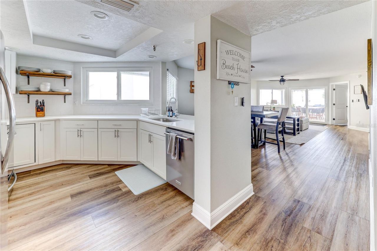 16332 Gulf Boulevard, Unit 1C, Redington Beach, FL 33708 Photo