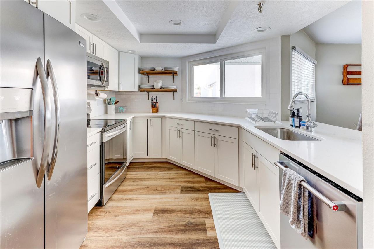 16332 Gulf Boulevard, Unit 1C, Redington Beach, FL 33708 Photo