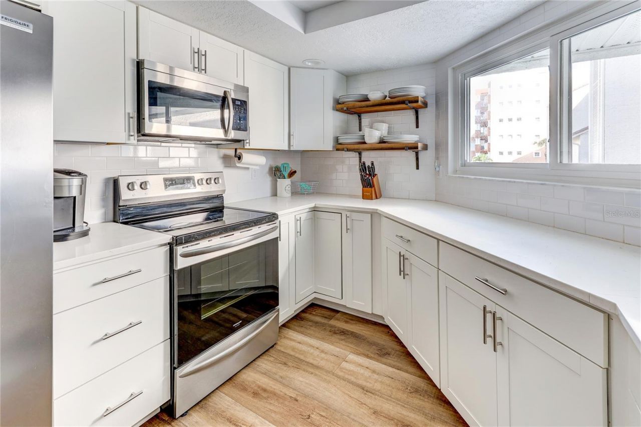 16332 Gulf Boulevard, Unit 1C, Redington Beach, FL 33708 Photo