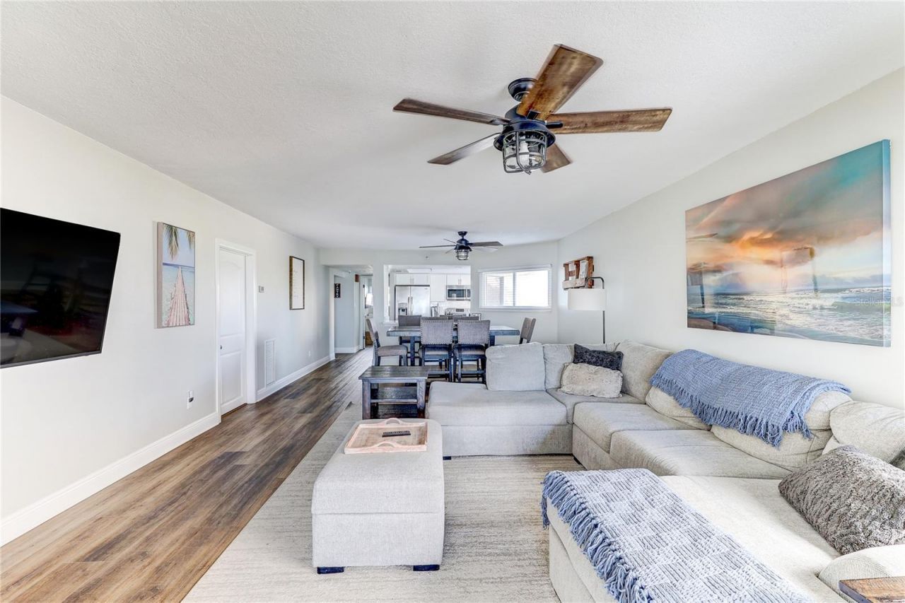 16332 Gulf Boulevard, Unit 1C, Redington Beach, FL 33708 Photo