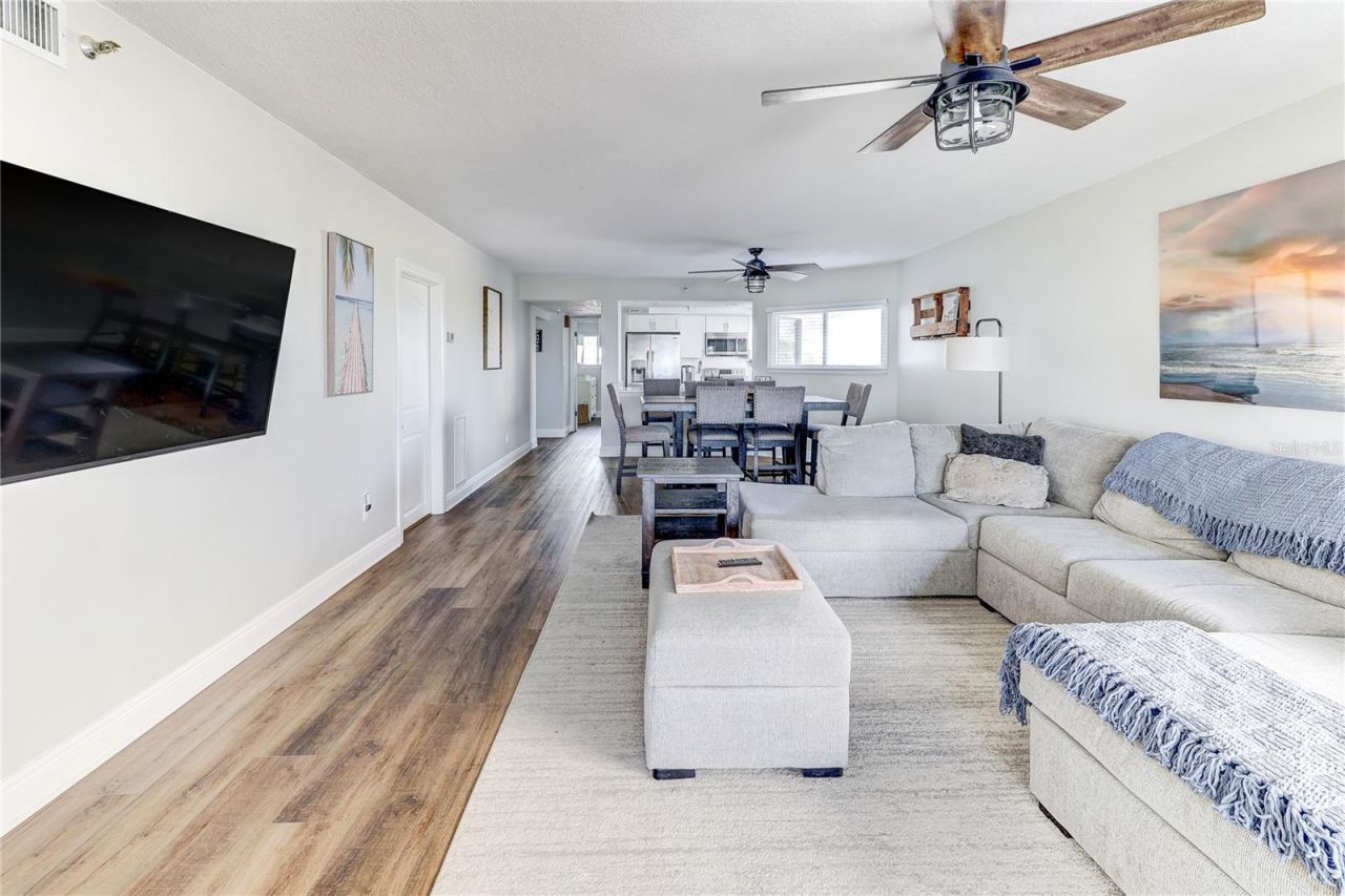 16332 Gulf Boulevard, Unit 1C, Redington Beach, FL 33708 Photo