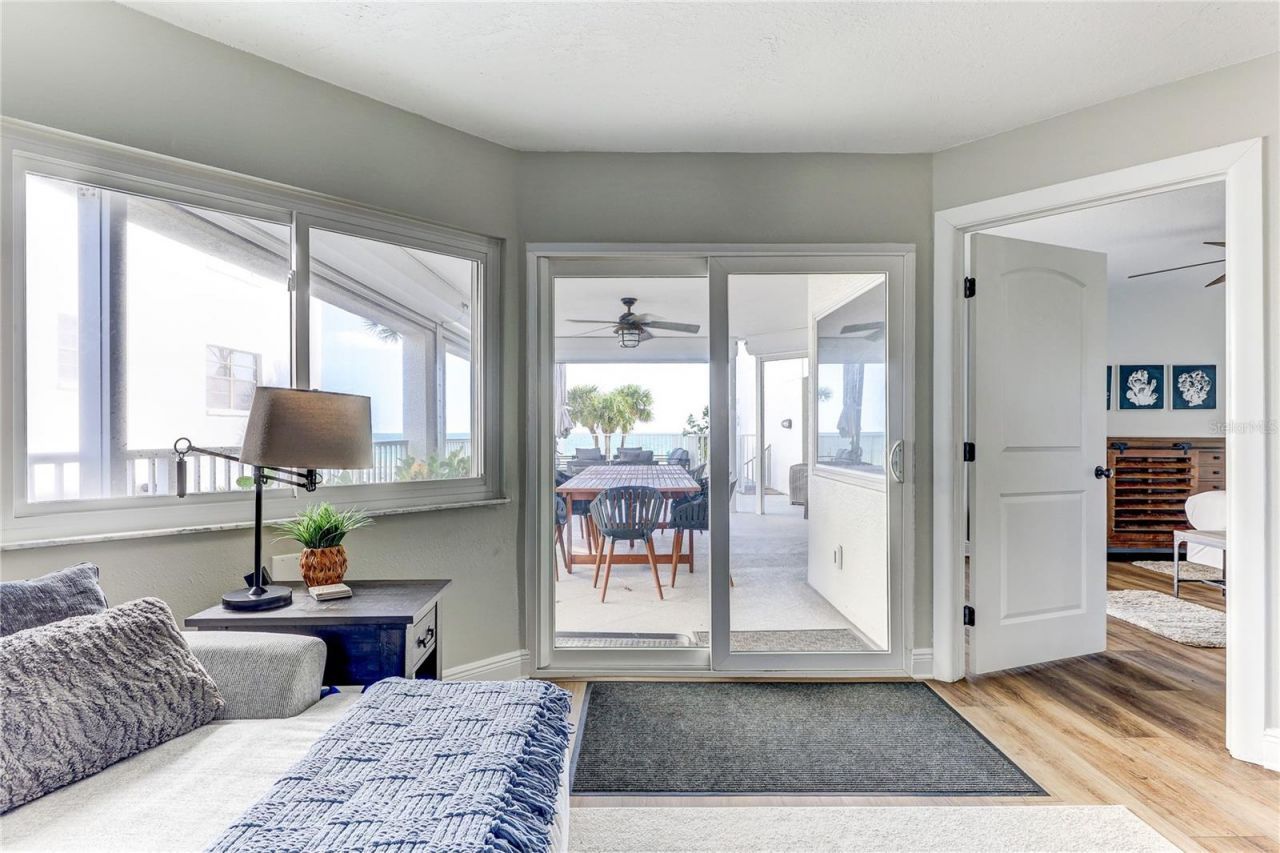 16332 Gulf Boulevard, Unit 1C, Redington Beach, FL 33708 Photo