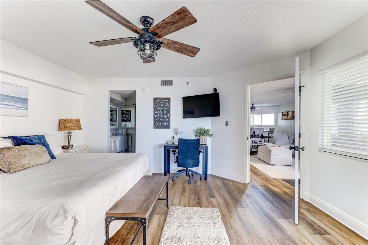16332 Gulf Boulevard, Unit 1C, Redington Beach, FL 33708 Photo