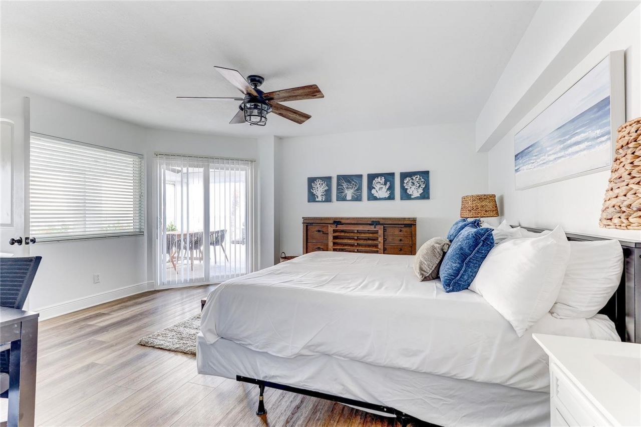 16332 Gulf Boulevard, Unit 1C, Redington Beach, FL 33708 Photo