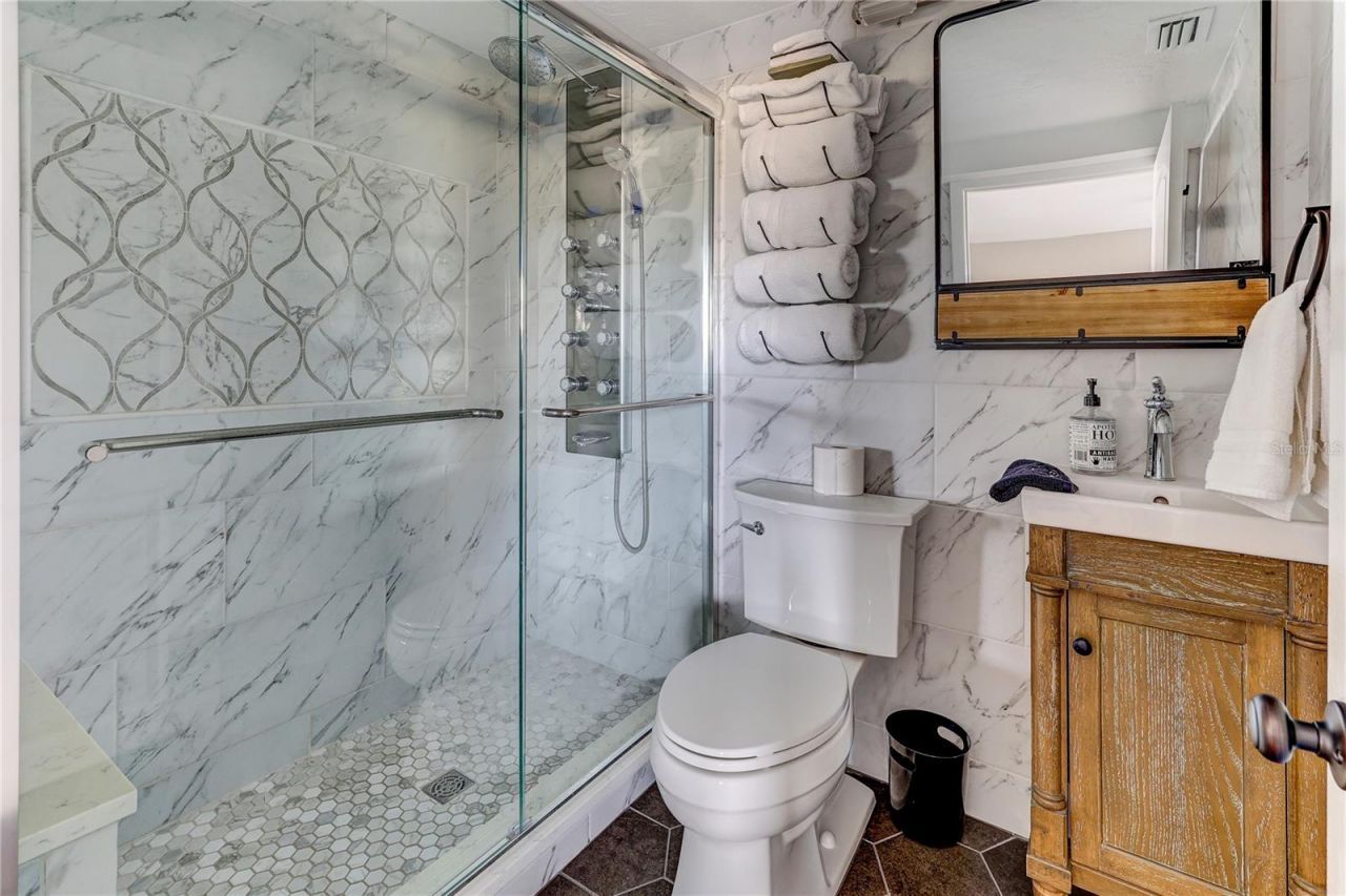 16332 Gulf Boulevard, Unit 1C, Redington Beach, FL 33708 Photo