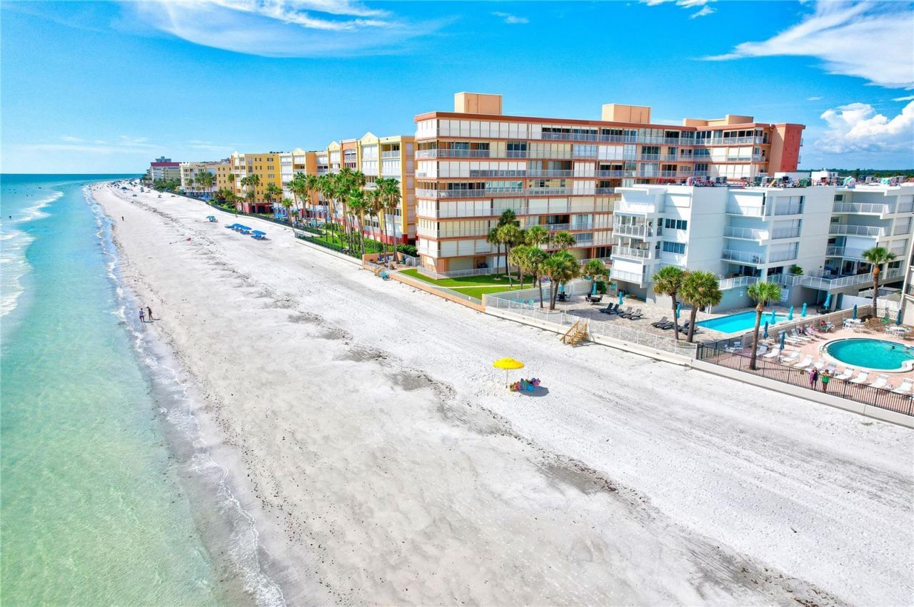 16332 Gulf Boulevard, Unit 1C, Redington Beach, FL 33708 Photo