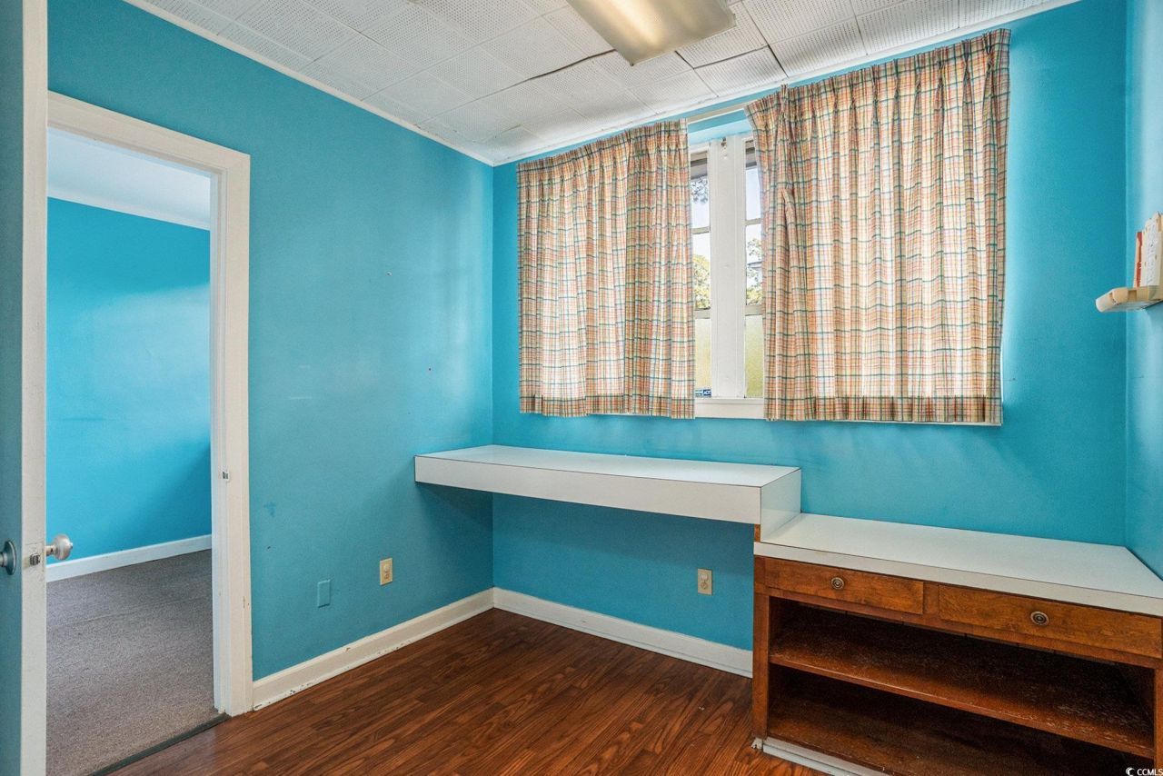 907 Bell St. Photo 21