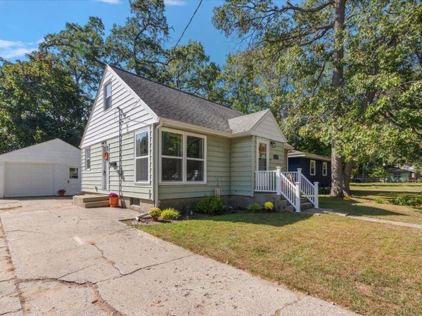2525 Morton Avenue, Muskegon, MI 49441