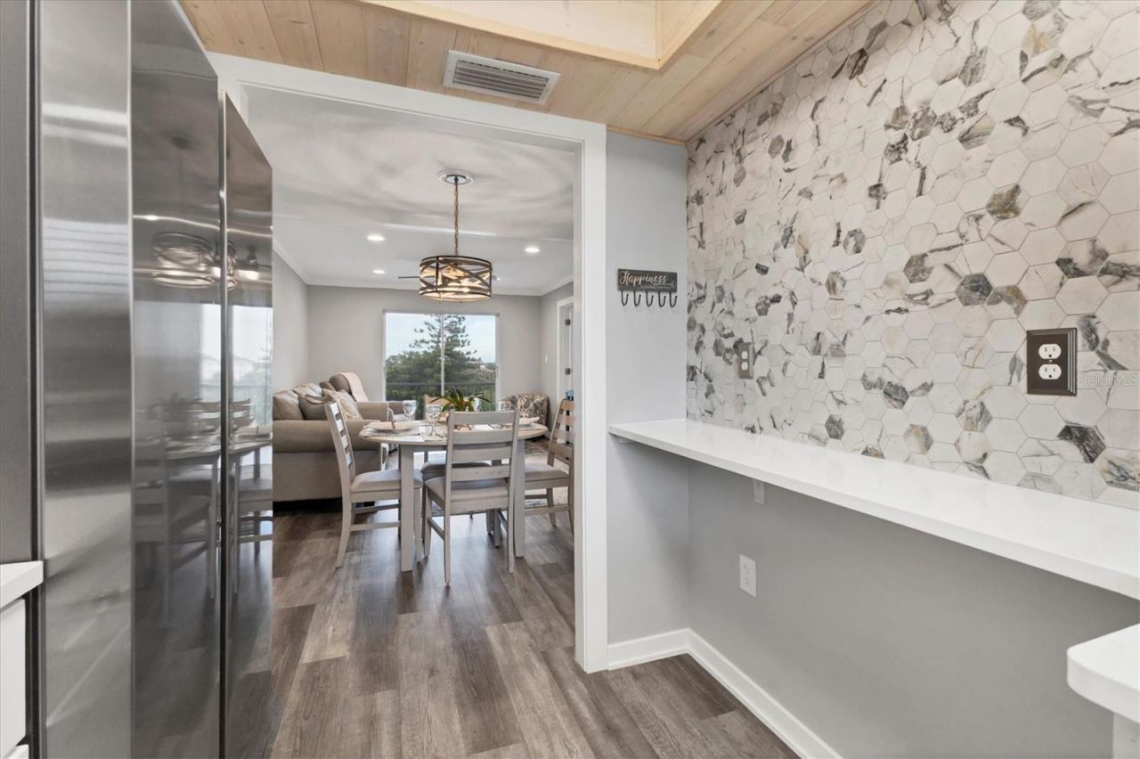 3661 Lake Bayshore Drive, Unit 507J, Bradenton, FL 34205 Photo