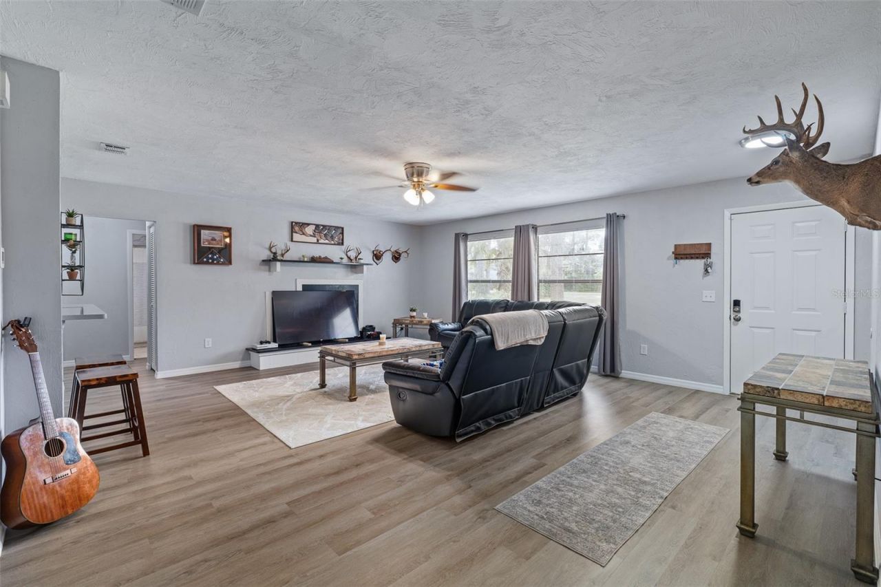 2627 Unity Tree Drive, Edgewater, FL 32141 Photo