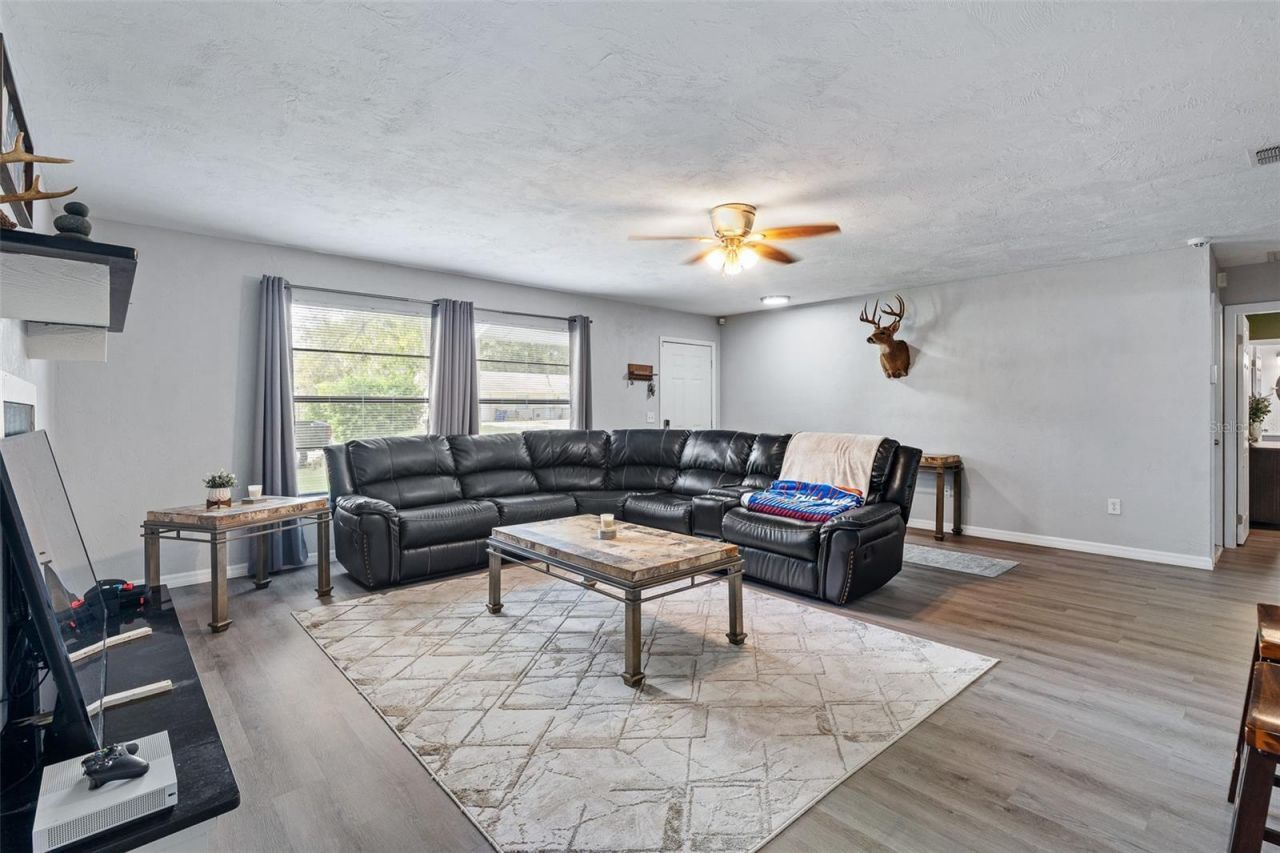 2627 Unity Tree Drive, Edgewater, FL 32141 Photo