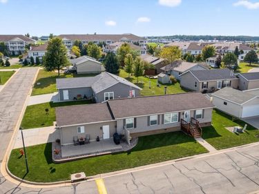 506 Peony Street SE, Rochester, MN 55904