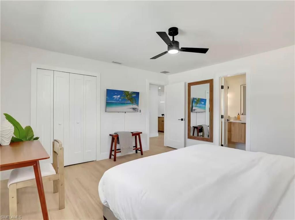 2616 Lakeview Dr, Naples, FL 34112 Photo