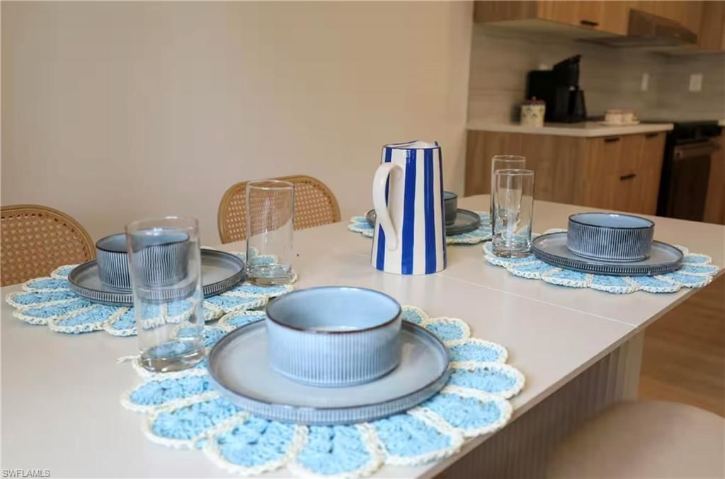 2616 Lakeview Dr, Naples, FL 34112 Photo