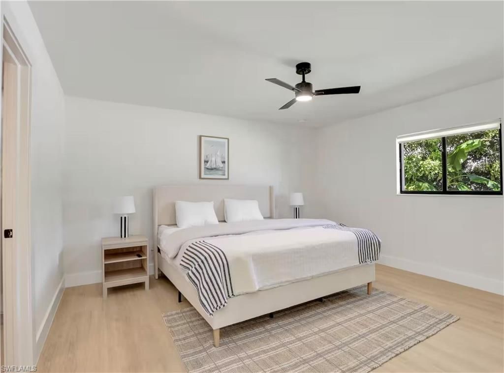 2616 Lakeview Dr, Naples, FL 34112 Photo