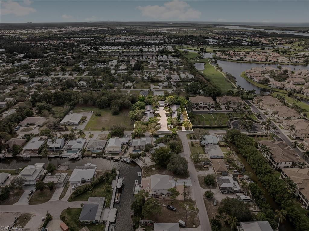 2616 Lakeview Dr, Naples, FL 34112 Photo