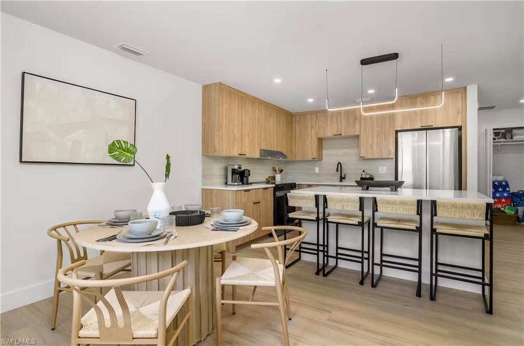 2616 Lakeview Dr, Naples, FL 34112 Photo