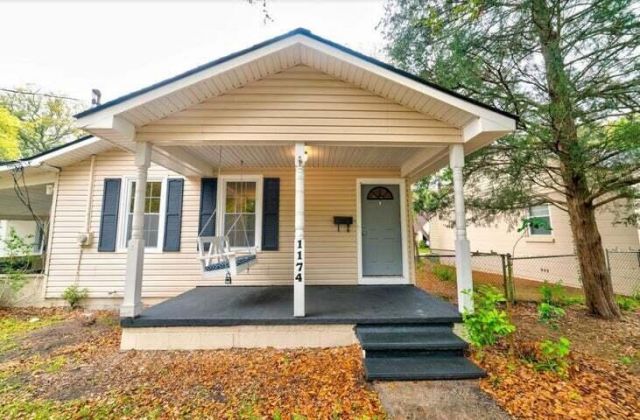 1174 Leesville Street Photo 2