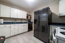 1174 Leesville Street photo 4