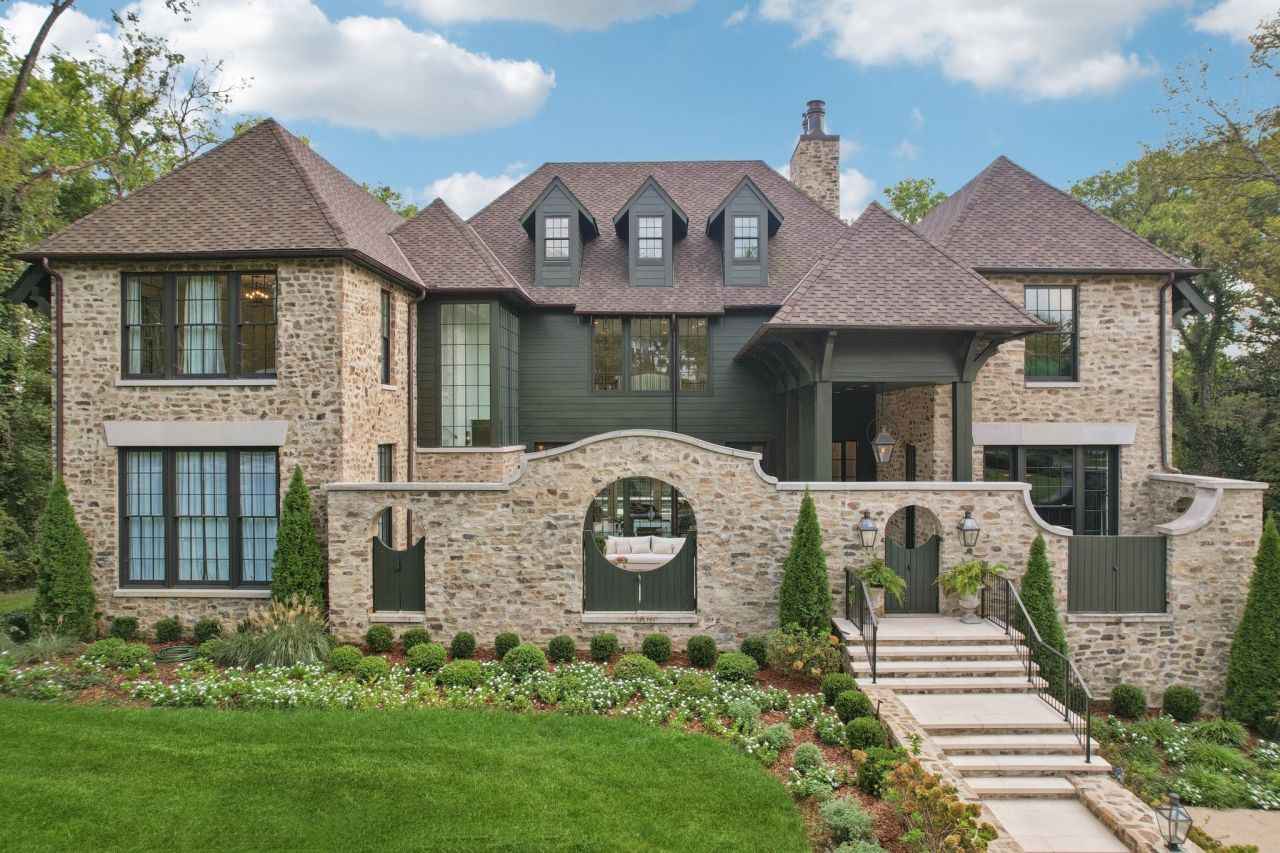 113 Bellevue Dr S, Nashville, TN 37205 Main Photo