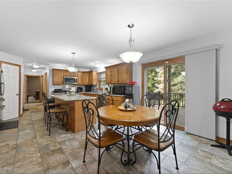 1103 Oakwood Drive, Kent, OH 44240 Photo 15