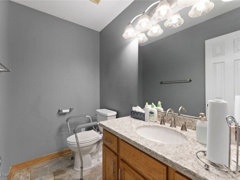 1103 Oakwood Drive, Kent, OH 44240 Photo 19