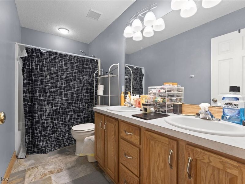 1103 Oakwood Drive, Kent, OH 44240 Photo 28