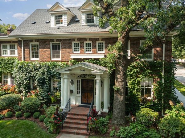 2400 W Lake Of The Isles Parkway, Minneapolis, MN 55405